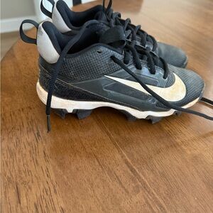 Nike Kids Black and White Cleats